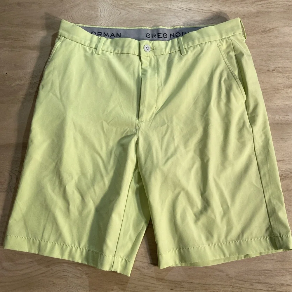 Set Of 2 Stretch Golf Shorts Men's 34 Nike Dry-Fit Khaki, Greg Norman Lime Green